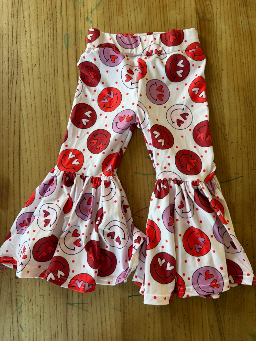 Heart-Eyes Smiley Print Jumpsuit - Red & Pink